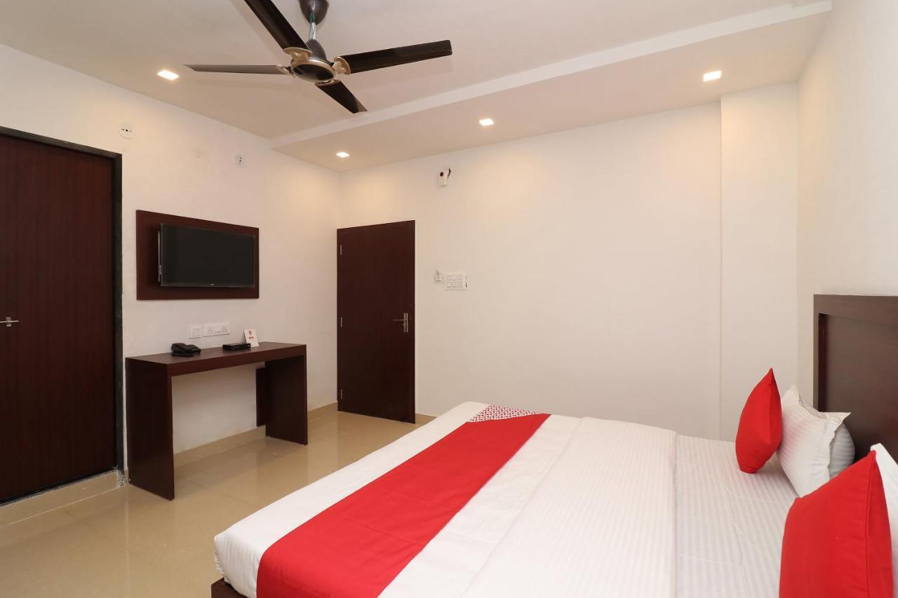 Oyo 1021 Hotel Gayatri Residency Tirath Exteriér fotografie