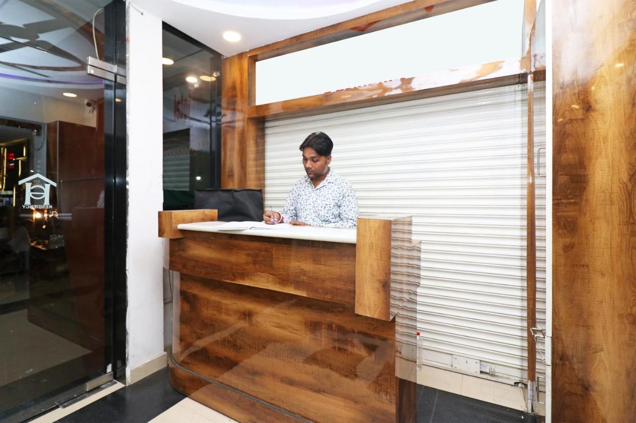 Oyo 1021 Hotel Gayatri Residency Tirath Exteriér fotografie
